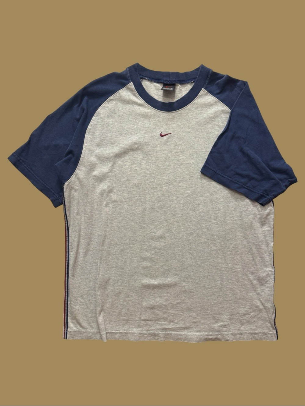 Vintage 90’s Nike Center Swoosh Tee